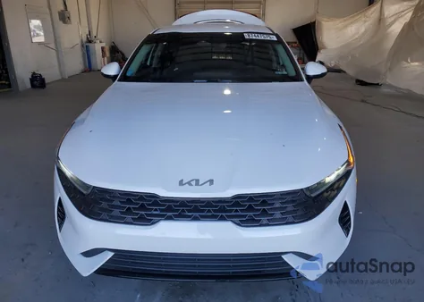 2022 Kia K5 Lx z USA, uszkodzony, nr VIN 5XXG24J28NG127181